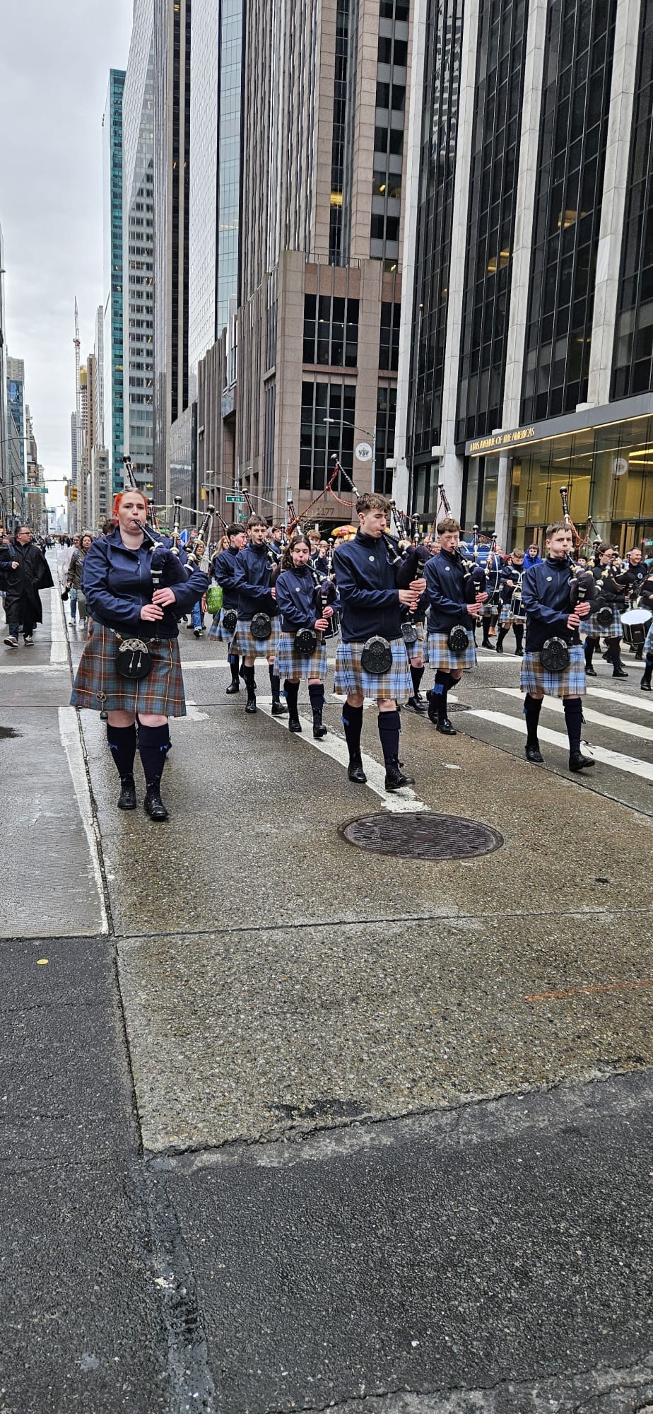 Falkirk and Renfrewshire Pipe Bands perform in New York!